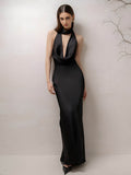 Siyah Derin V Yaka Halter Saten Maxi Abiye Elbise