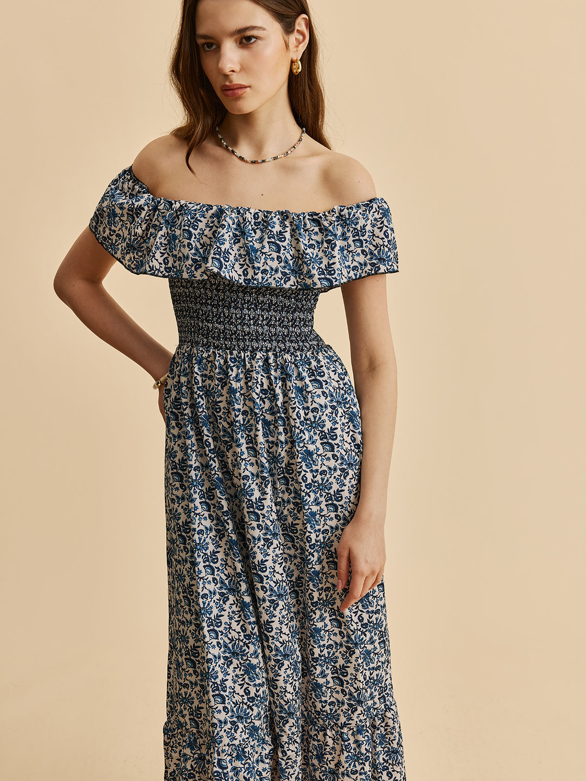 Mavi Fırfır Detaylı Boho Düşük Omuz Çiçek Desenli Maxi Elbise