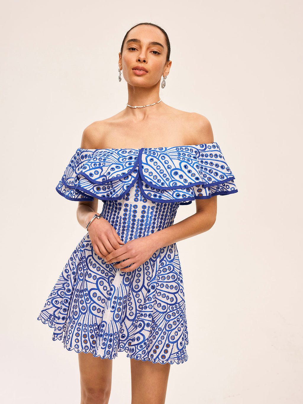 Nakışlı Mavi Tek Omuz Fırfır Detaylı Mini Elbise