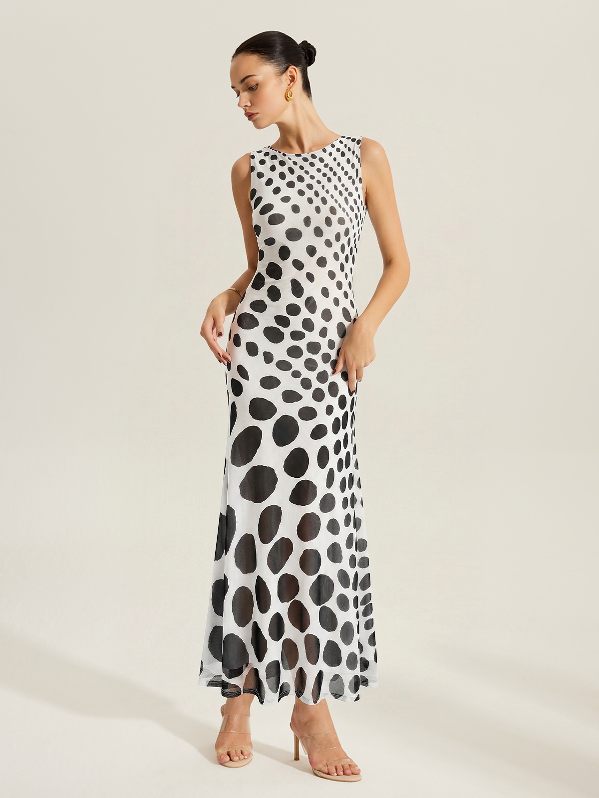 Siyah Beyaz Straplez Puantiyeli Mesh Maxi Elbise