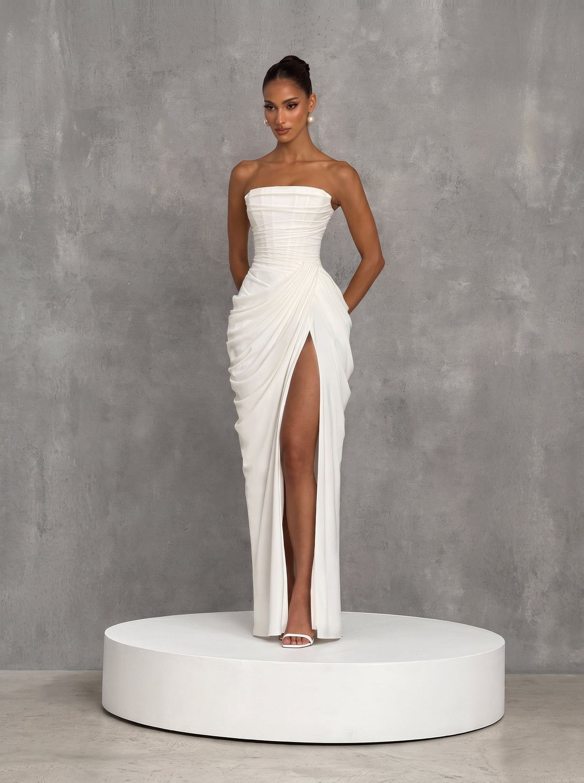 Soleil Korse Detaylı Maxi Elbise