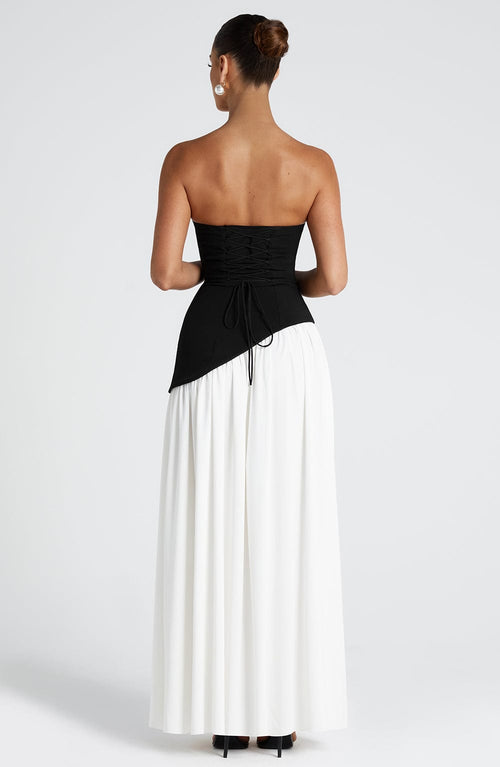 - Siyah/Beyaz Maliyah Maxi Elbise